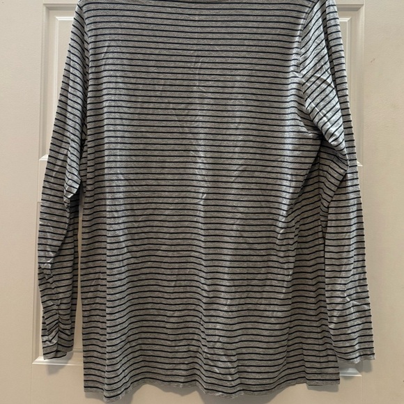 a.n.a Gray and Blue Striped Long Sleeve Top, sz 2x - Picture 3 of 4